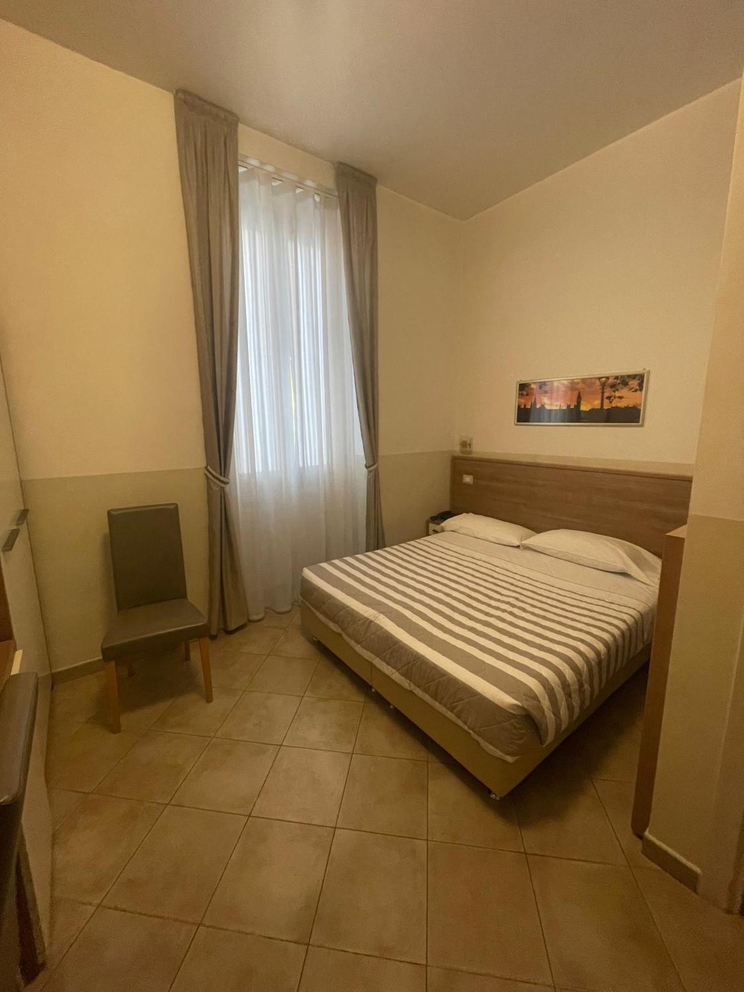 Hotel Montecarlo — Foto 3